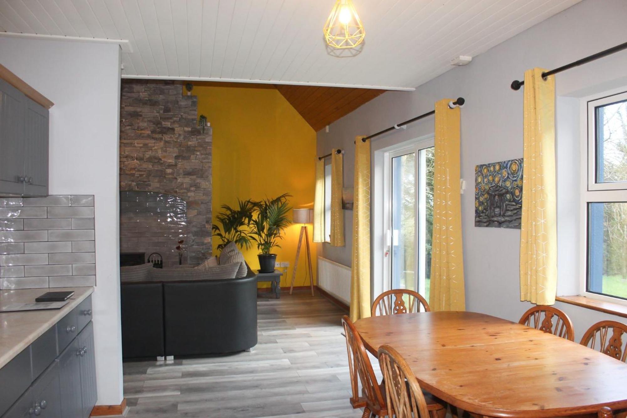 Riverside Cottage In The Burren Corofin  Esterno foto